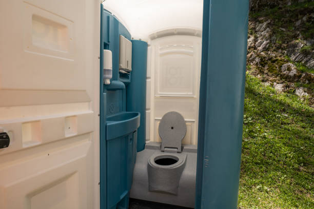 Best Wedding porta potty rental  in Atchison, KS